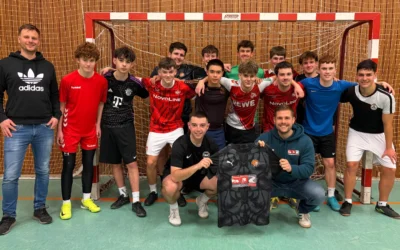 Neue Trikots für unsere A-Jugend